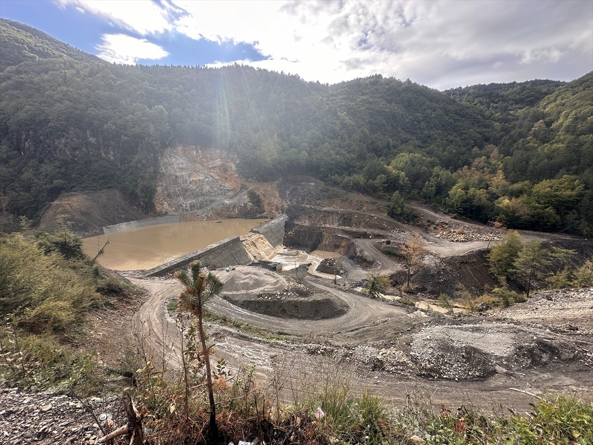 Kastamonu'nun İnebolu ilçesinde Başköy köyündeki Sökü Göleti inşaat alanı aşırı yağışların...