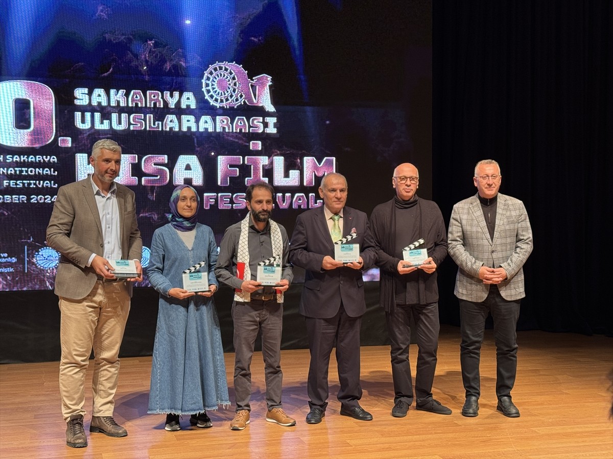 Sakarya Üniversitesi İletişim Fakültesi'nin bu yıl 10'uncusunu düzenlediği "Sakarya Uluslararası...