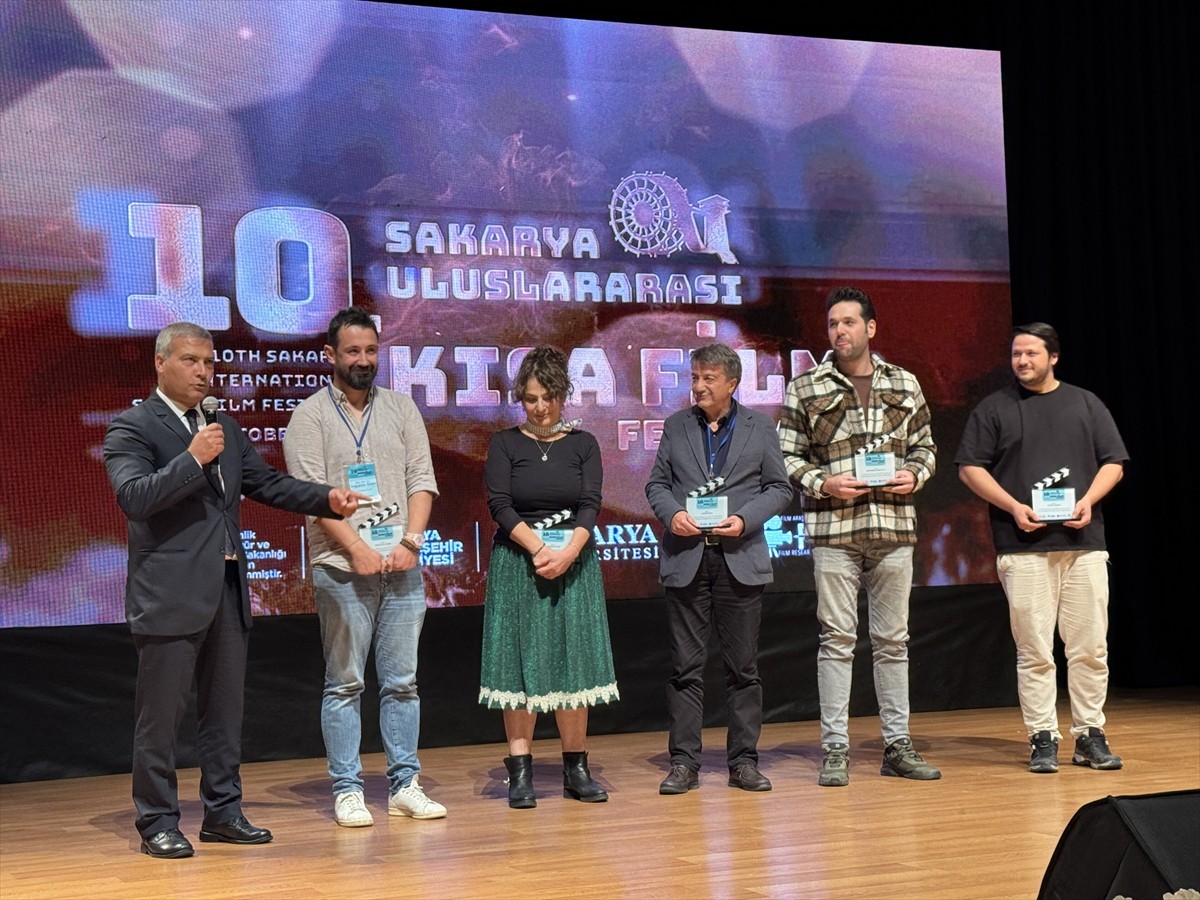 Sakarya Üniversitesi İletişim Fakültesi'nin bu yıl 10'uncusunu düzenlediği "Sakarya Uluslararası...