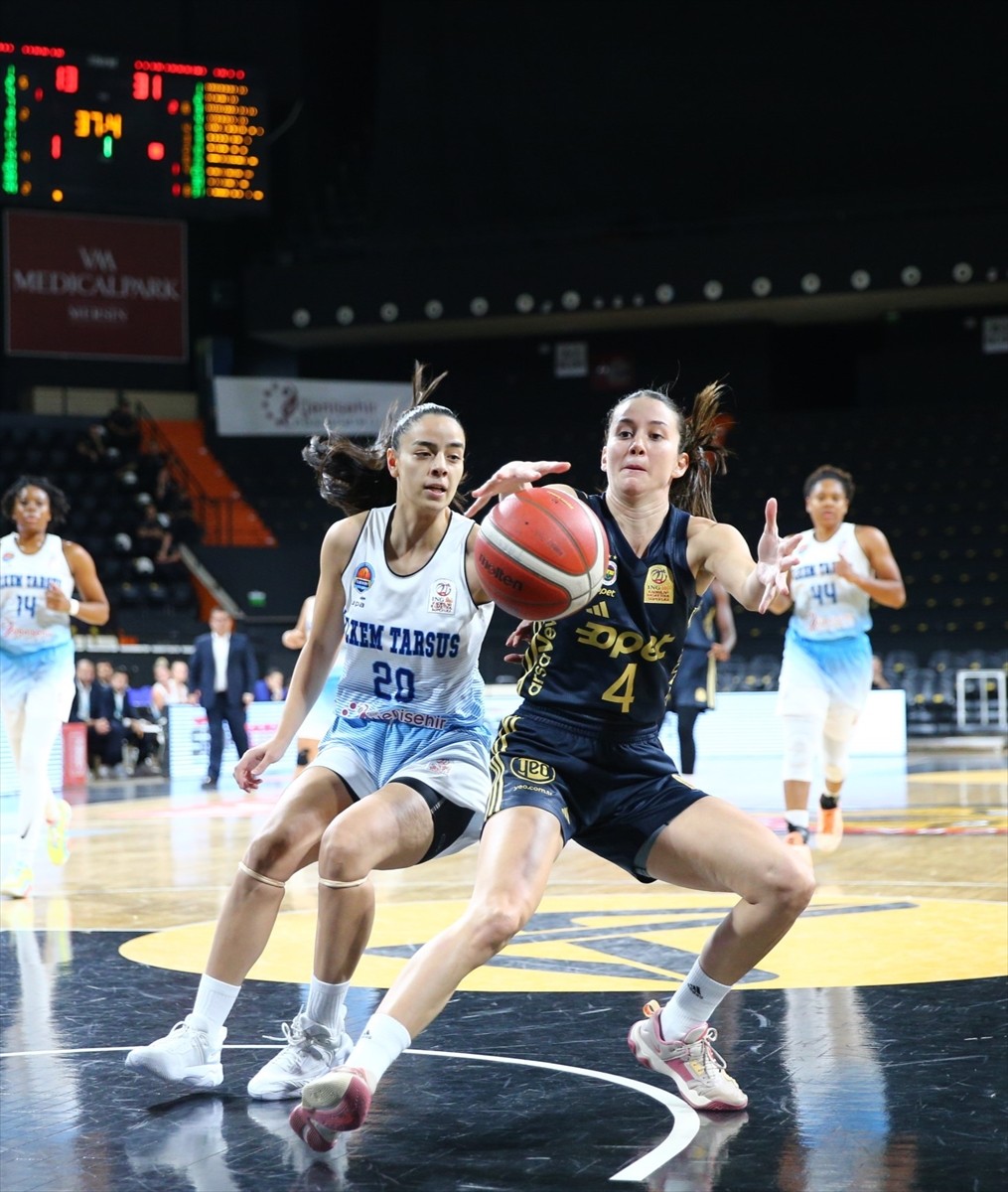 ING Kadınlar Basketbol Süper Ligi'nin 4. haftasında İlkem Yapı Tarsus Spor ile Fenerbahçe Opet...