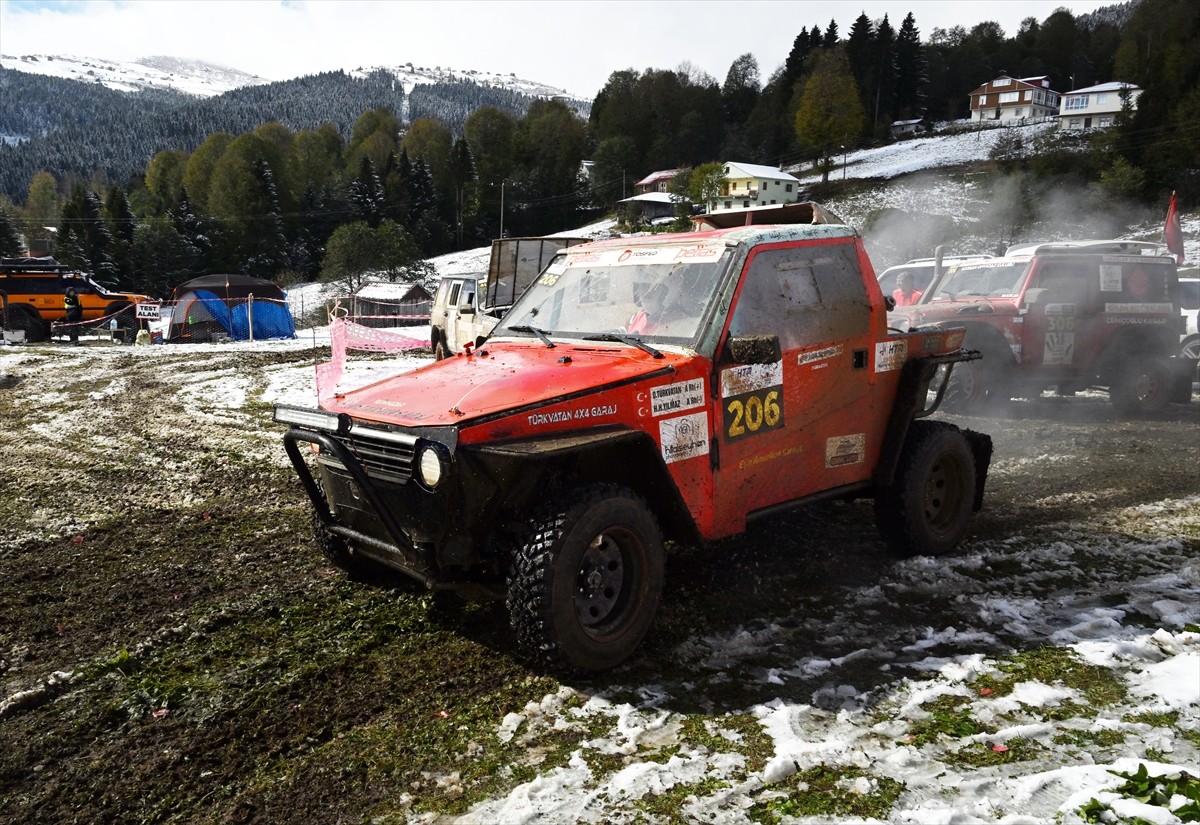 PETLAS 2024 Türkiye Off-Road Şampiyonası'nın 5. ayağı kapsamında mukavemet etabı düzenlendi....