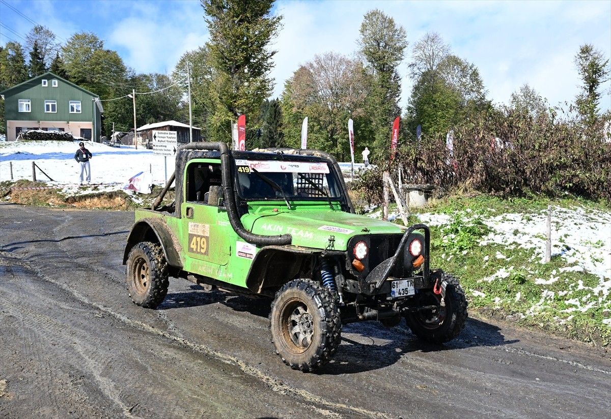 PETLAS 2024 Türkiye Off-Road Şampiyonası'nın 5. ayağı kapsamında mukavemet etabı düzenlendi....