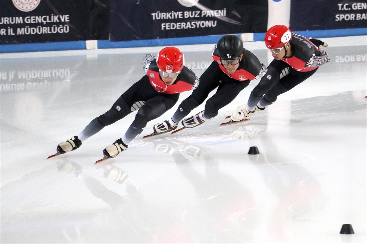 Sürat pateninde (short track) daha önce düzenlenen uluslararası şampiyonalarda önemli dereceler...