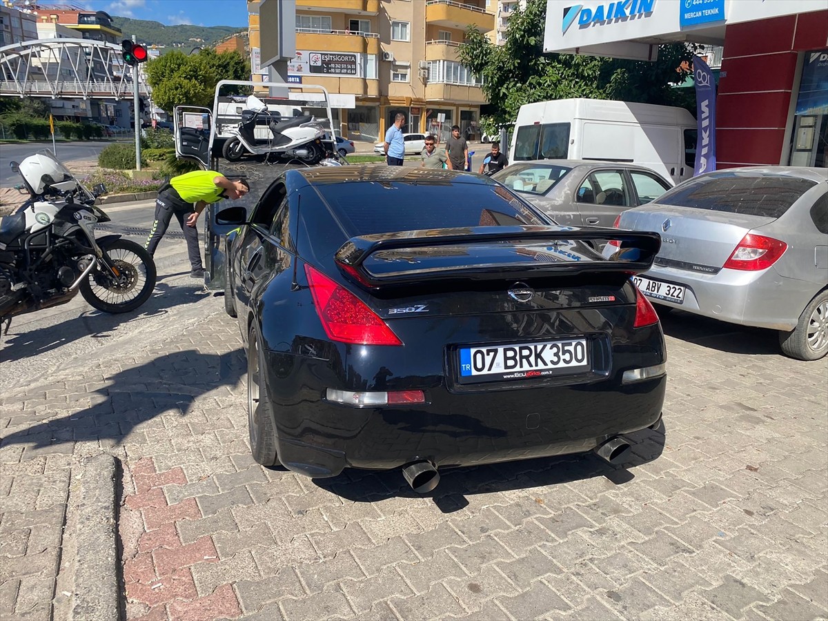 Antalya'nın Alanya ilçesinde, drift yaptığı tespit edilen sürücüye, 41 bin 319 lira ceza...