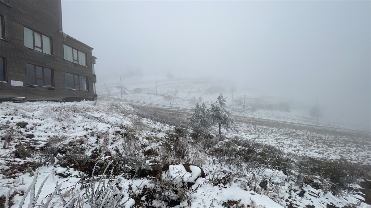 Bolu'da, Türkiye'nin önemli kış turizm merkezlerinden biri olan Kartalkaya Kayak Merkezi'nin...