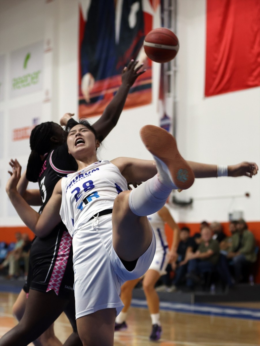 FIBA Kadınlar Avrupa Kupası E Grubu üçüncü haftasında YTR Gayrimenkul Bodrum Basketbol, sahasında...