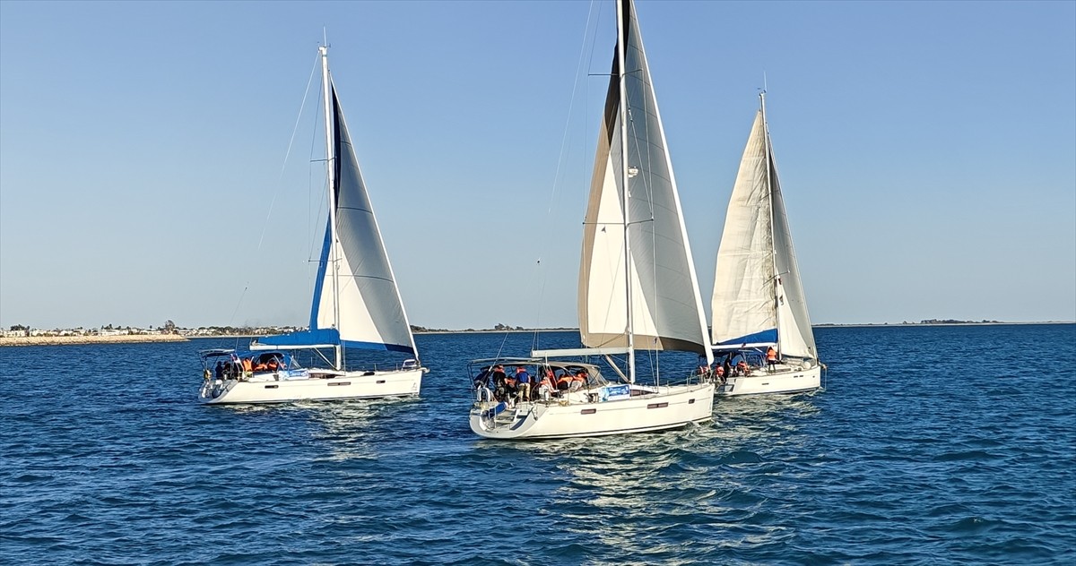 Mersin'in Silifke ilçesinde engelliler için hayata geçirilen "Ruhun Yelkenleri" projesi kapsamında...