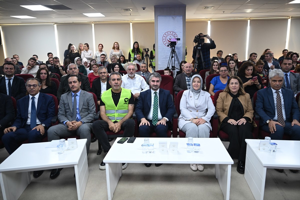 Aile ve Sosyal Hizmetler Bakanlığı, AFAD ve Ahbap Derneği katkılarıyla Gaziantep'in Nurdağı ve...