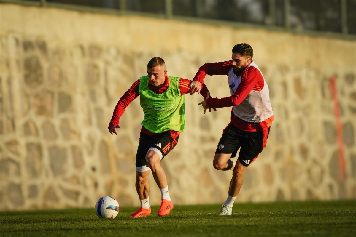  Gaziantep FK, Trendyol Süper Lig'in 10. haftasında 27 Ekim Pazar günü sahasında TÜMOSAN Konyaspor...