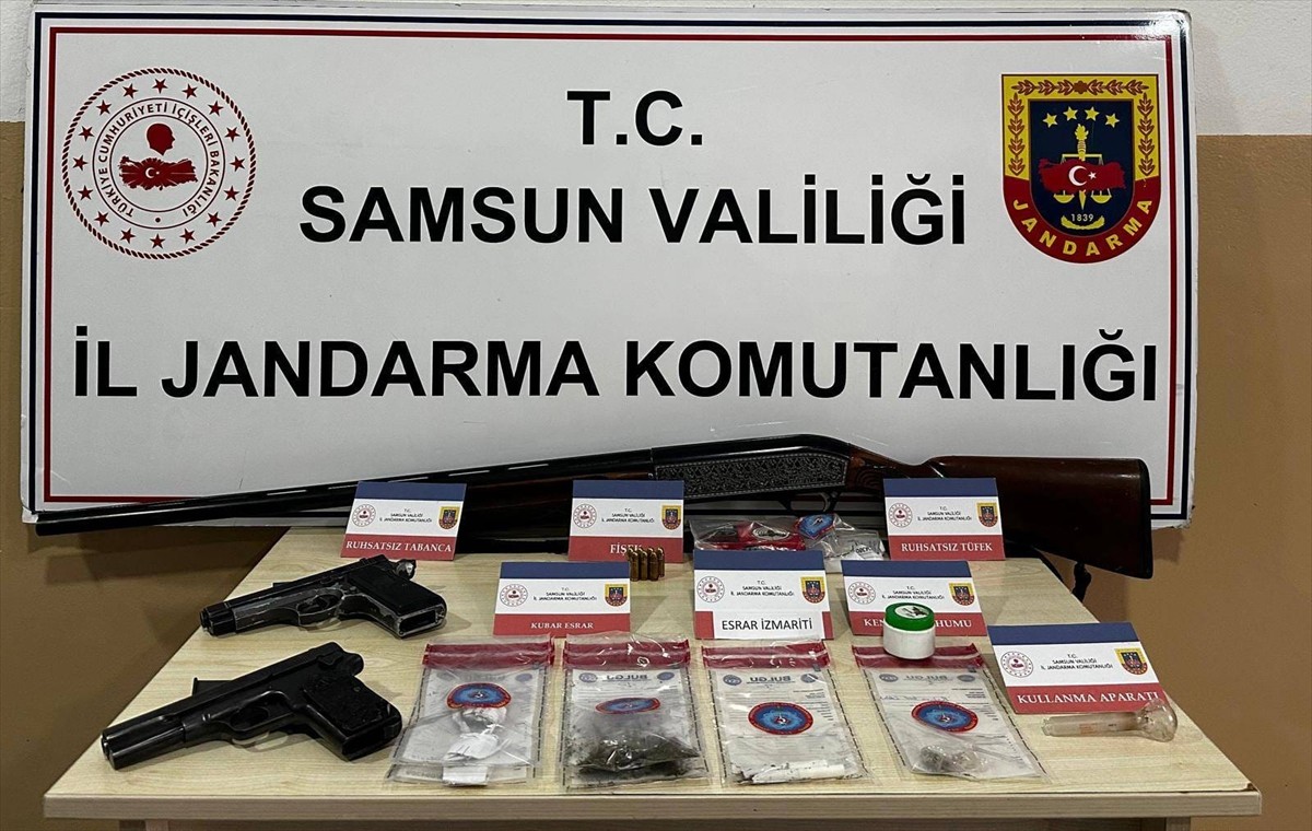 Samsun'un 19 Mayıs ilçesinde düzenlenen uyuşturucu operasyonunda 2 şüpheli gözaltına alındı....