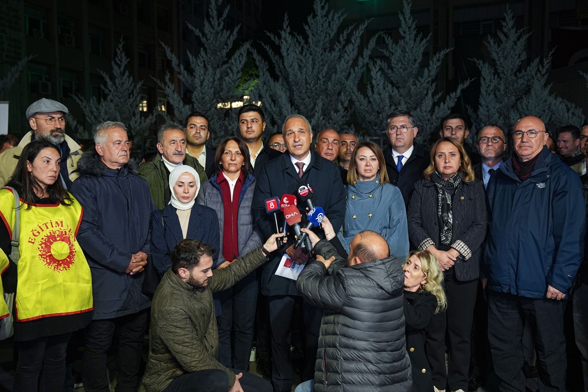 CHP, "öğretmen atamalarındaki mülakat sürecine dikkati çekmek amacıyla" Milli Eğitim Bakanlığı...