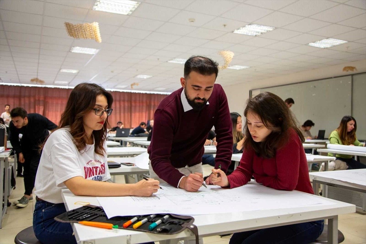 Karabük Üniversitesi ev sahipliğinde 6-7 Kasım'da düzenlenecek Türkiye'nin ilk Sağlık Bilimleri...