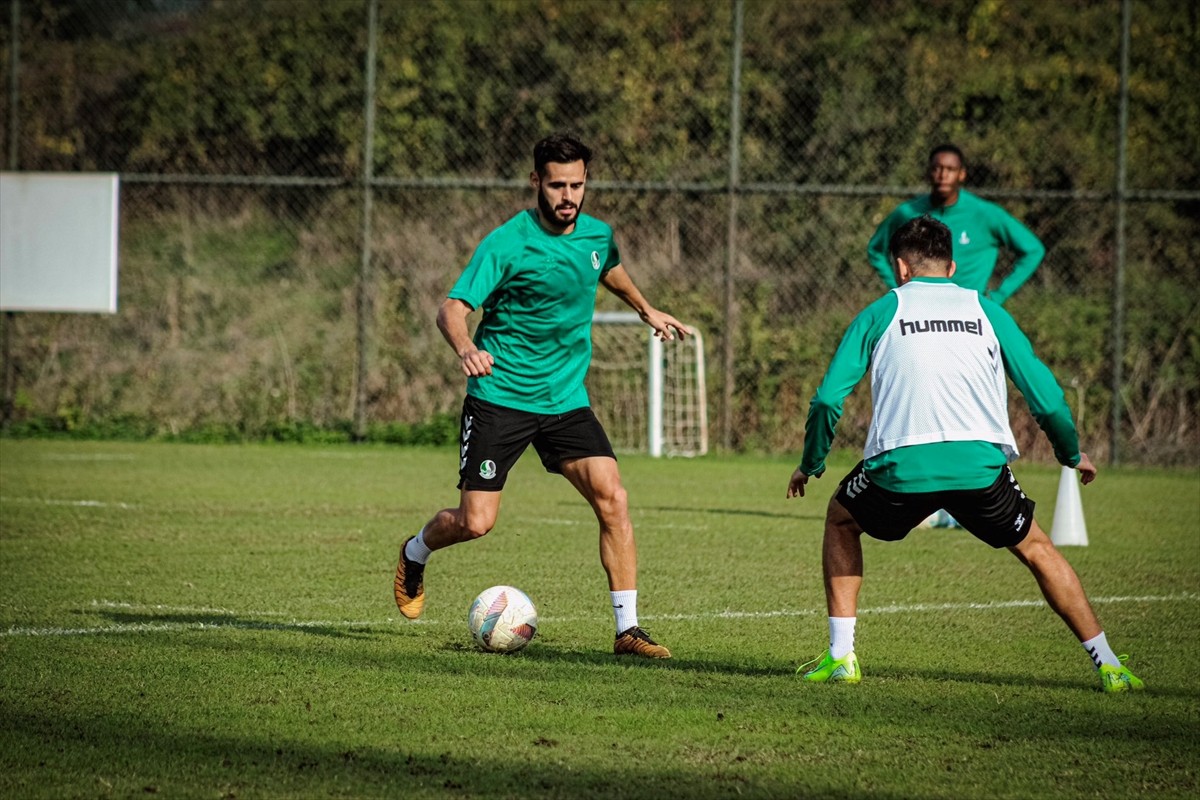 Sakaryaspor, Trendyol 1. Lig'in 11. haftasında deplasmanda Yeni Malatyaspor ile yapacağı maçın...