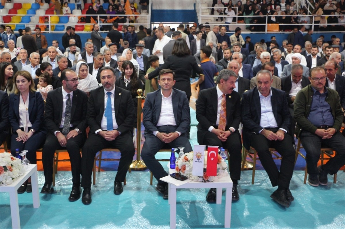 AK Parti Genel Başkan Yardımcısı Hamza Dağ, Şırnak'ta Silopi Gençlik ve Spor Salonu'nda düzenlenen...