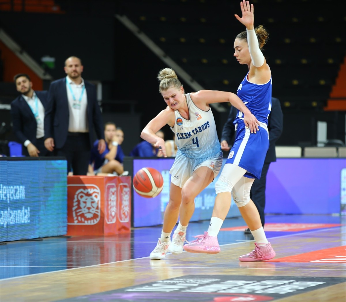 ING Kadınlar Basketbol Süper Ligi'nin 6. haftasında İlkem Yapı Tarsus Spor ile YTR Gayrimenkul...