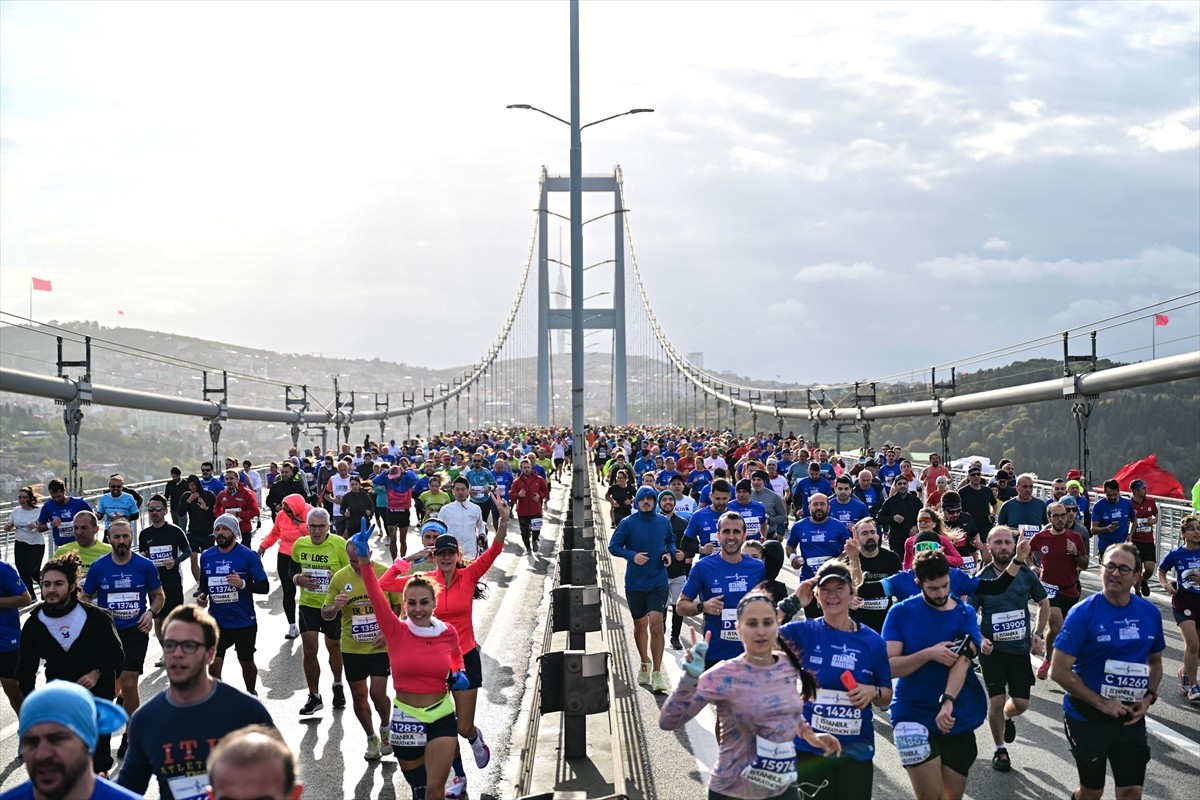 Spor İstanbul tarafından düzenlenen, Türkiye İş Bankası sponsorluğundaki 46. İstanbul Maratonu...