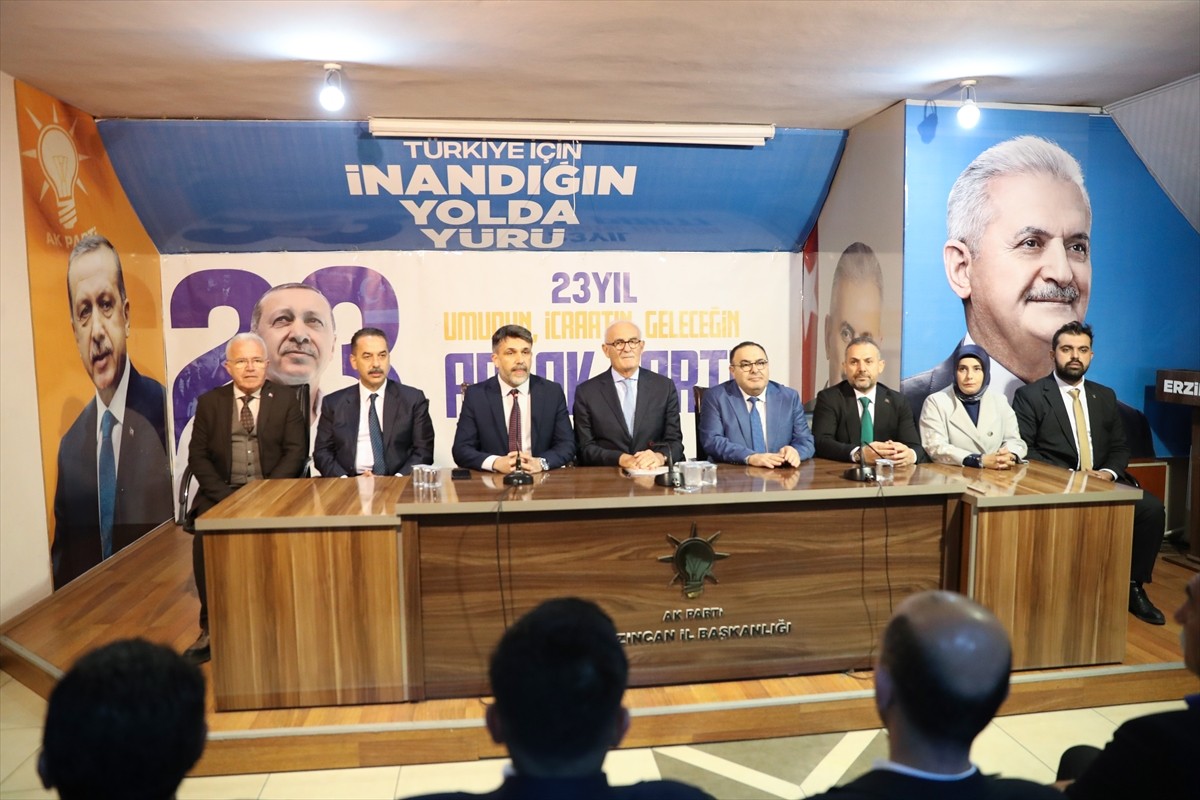 AK Parti Genel Başkan Yardımcısı Yusuf Ziya Yılmaz, AK Parti Erzincan İl Başkanlığı Konferans...