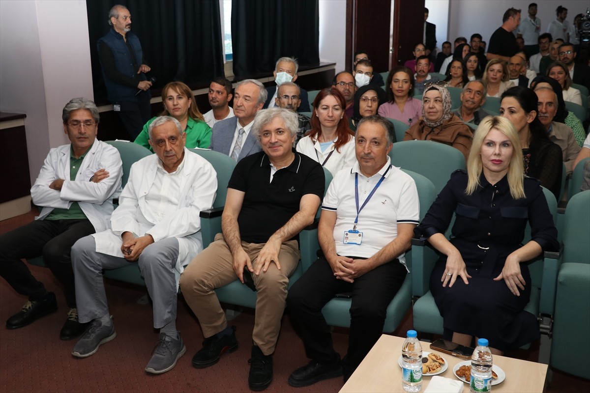 Akdeniz Üniversitesi Hastanesinde çift kol, yüz, kalp, karaciğer, böbrek nakli olarak yaşama...