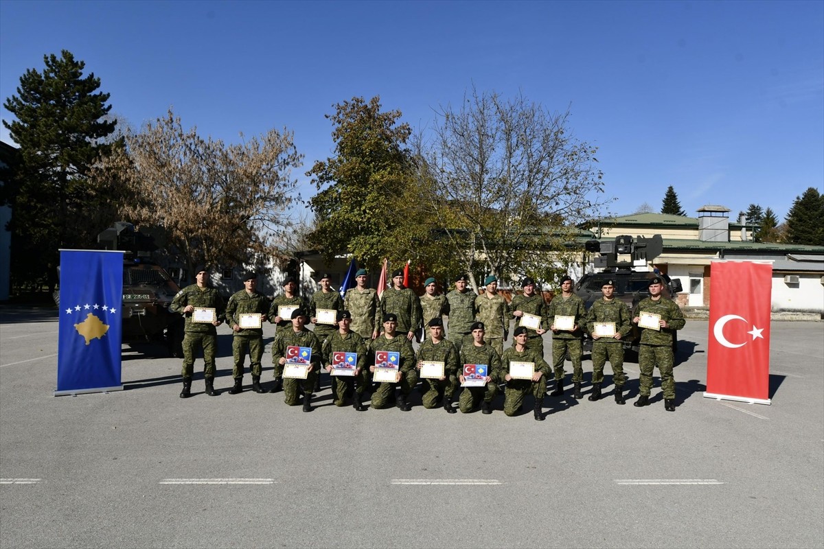 NATO'nun Kosova'daki Barış Gücü (KFOR) bünyesinde görev yapan Türk Temsil Heyet Başkanlığınca...