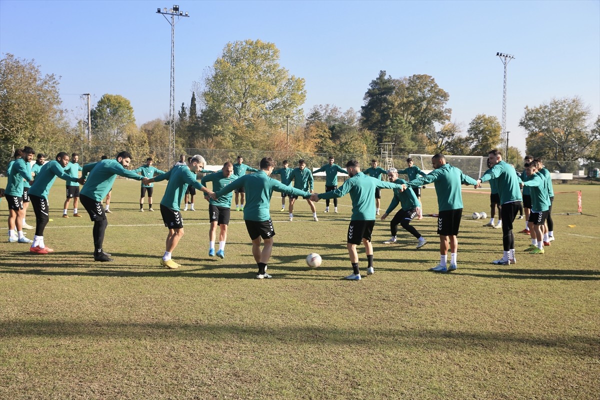 Sakaryaspor, Trendyol 1. Lig'in 12. haftasında evinde Kocaelispor ile yapacağı maçın...