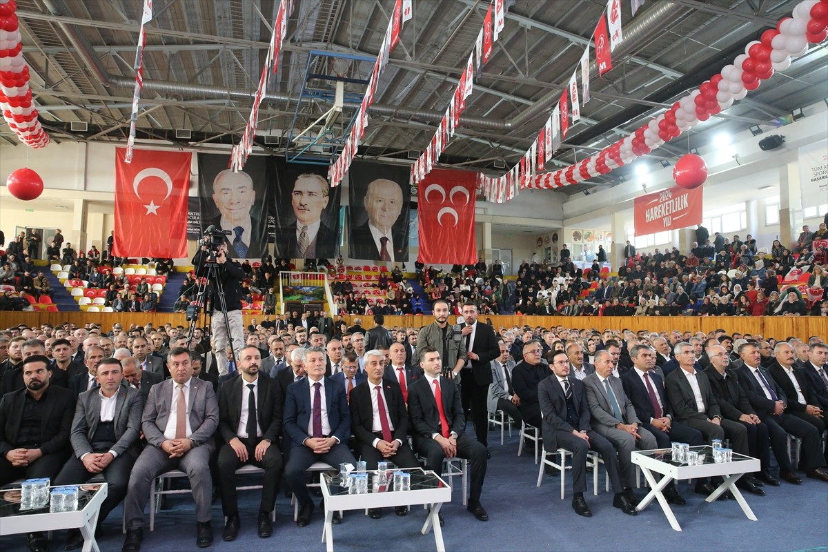 MHP tarafından "Bir ve Birlikte Hilal'e Doğru Türkiye Toplantıları" kapsamında Amasya, Tokat ve...