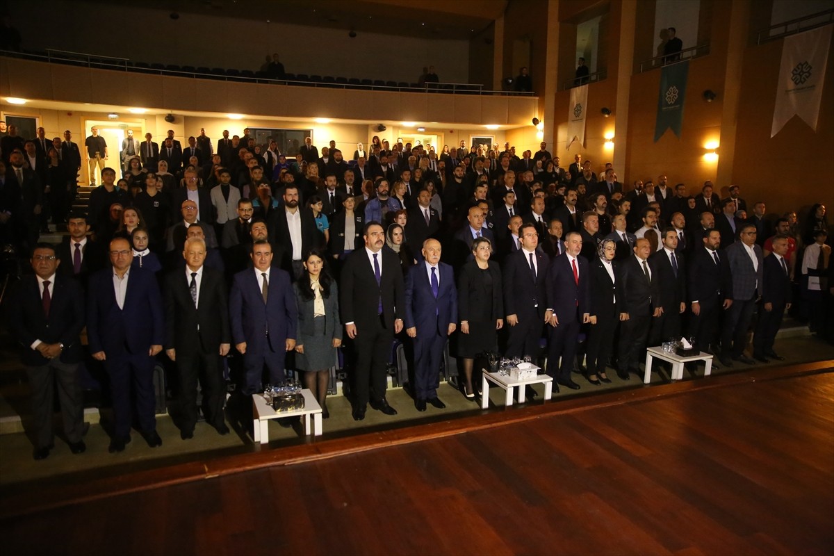 Irak’ın Erbil kentinde, Türkiye Cumhuriyeti'nin kurucusu Büyük Önder Mustafa Kemal Atatürk'ün...