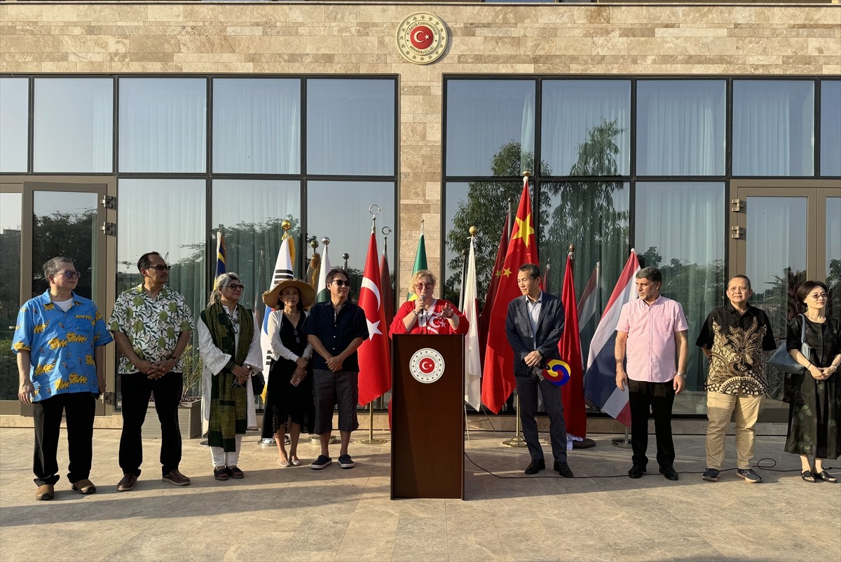 Türkiye'nin Dakar Büyükelçiliğinde Asya Mutfağı Festivali düzenlendi. Türkiye'nin Dakar...