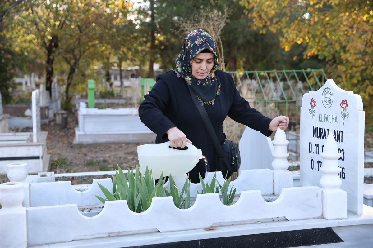 Siirt'in Şirvan ilçesinde 16 işçinin yaşamını yitirdiği maden faciasının üzerinden 8 yıl geçse de...