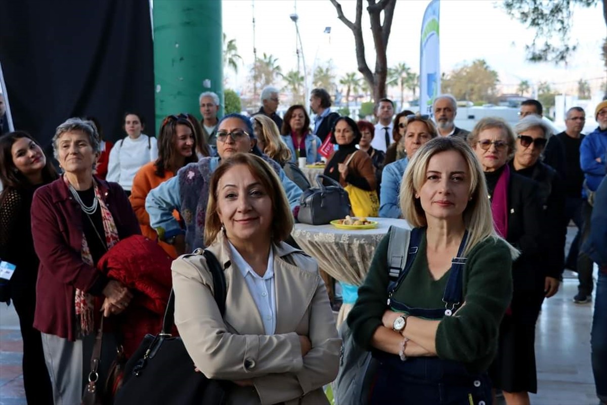 Muğla'nın Fethiye ilçesinde bu yıl ikincisi gerçekleştirilen Fethiye Film Festivali başladı....