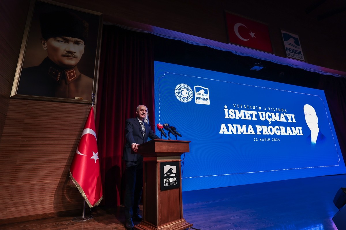 TBMM Başkanı Numan Kurtulmuş, Pendik Belediyesince Atatürk Kültür Merkezi’nde, eski AK Parti...