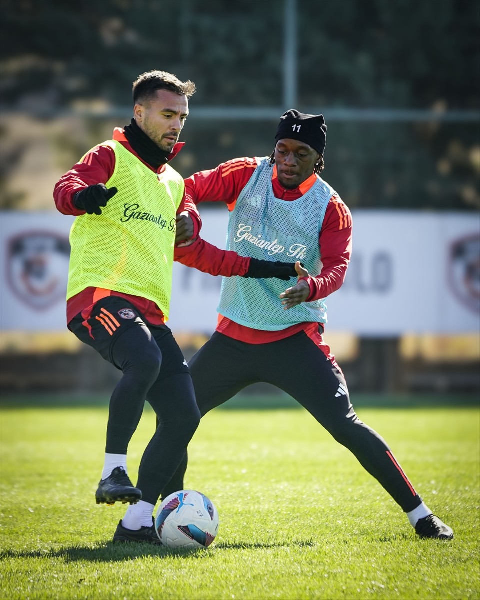 Gaziantep FK, Trendyol Süper Lig'in 14. haftasında 2 Aralık Pazartesi günü deplasmanda Fenerbahçe...