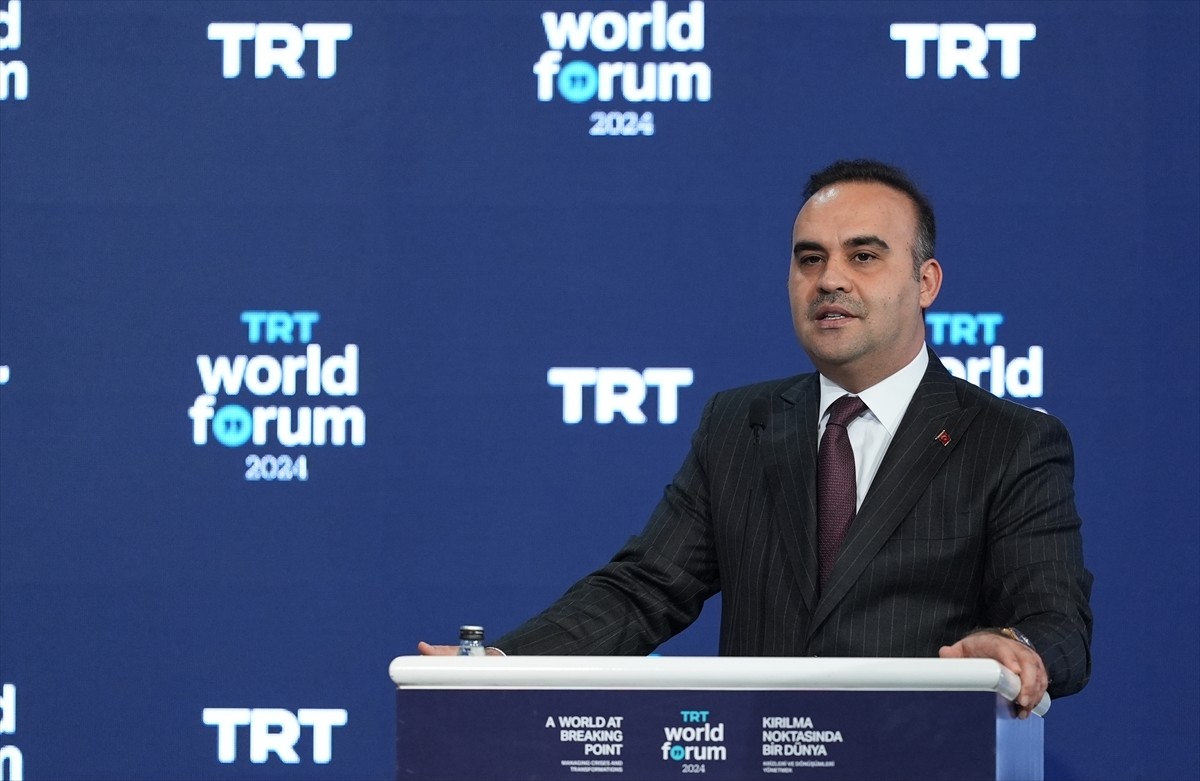 Sanayi ve Teknoloji Bakanı Fatih Kacır, TRT'nin bu yıl 8'incisini düzenlediği TRT World Forum...