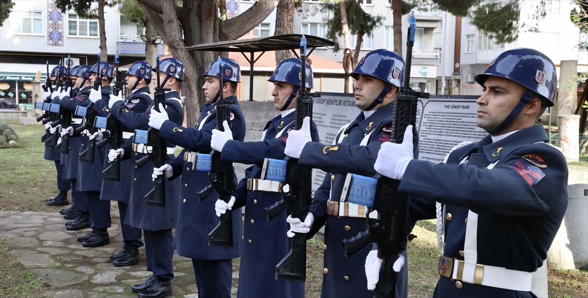 Sinop'ta 30 Kasım 1853'teki Rus donanması baskınında şehit olan askerler törenle anıldı. Sinop...